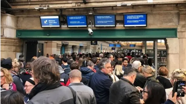 Eurostar queues