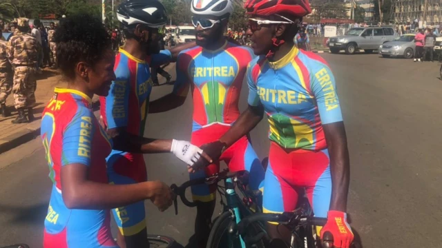 Mosana Debesay  with riders