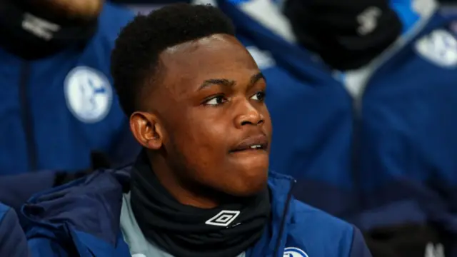 Rabbi Matondo on the bench for Schalke against Manchester City