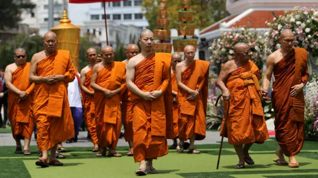 Vichai Srivaddhanaprabha cremation ceremony