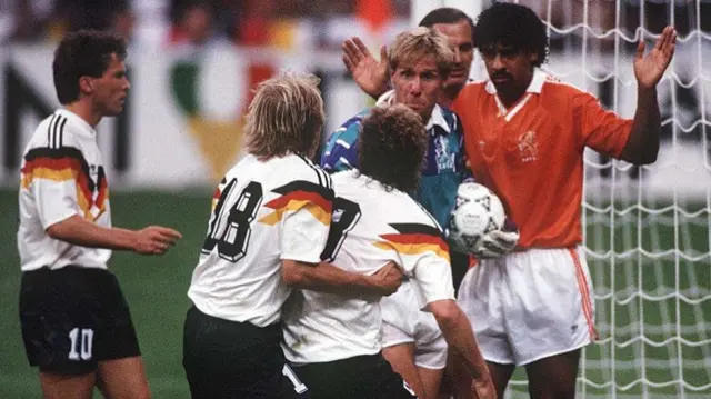 Frank Rijkaard and Rudi Voller