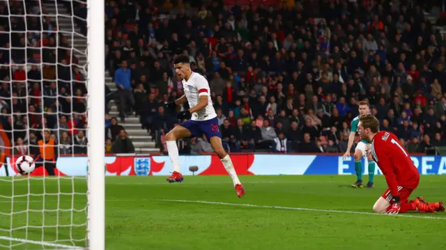 Dominic Solanke of England U21 scores