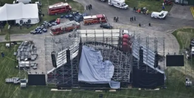 Collapsed stage