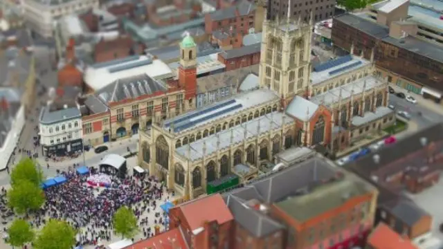 An aerial shot of Hull Minster