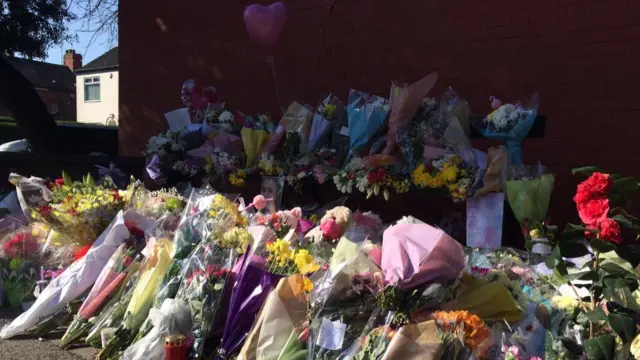 Flowers for Libby Squire