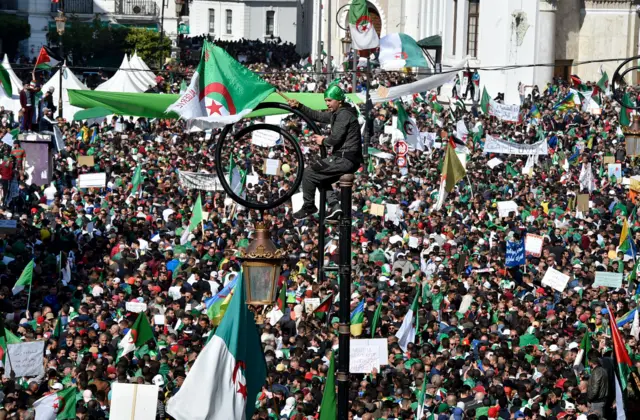 Algeria protesters