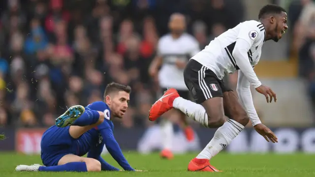 Joringho fouls Ryan Sessegnon