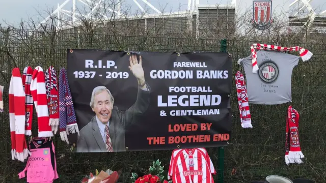 Tributes at Stoke City stadium to Gordon Banks