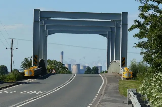 Bridge over the Knottingley & Goole Canal