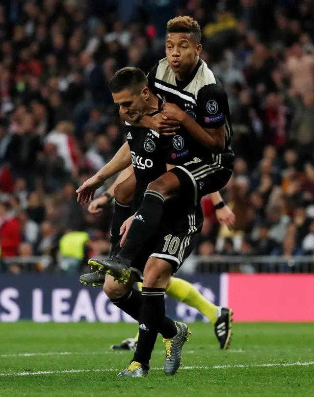 Dusan Tadic celebrates