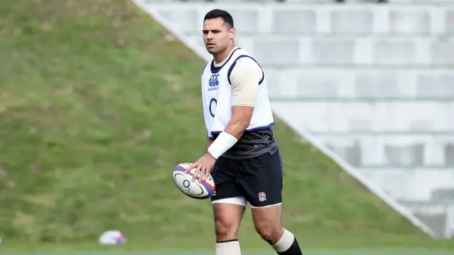 Ben Te'o in training