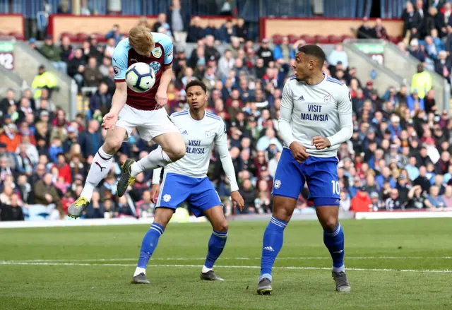 Ben Mee handball