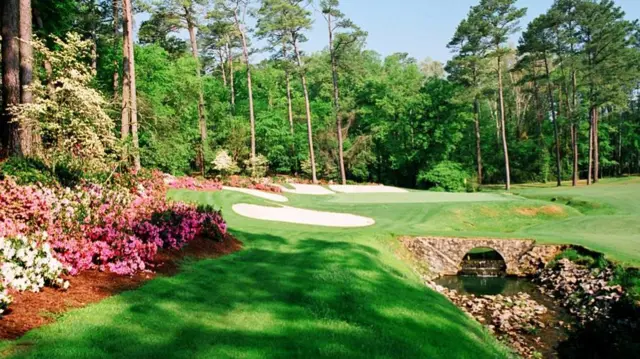 Hole 13 - Azalea