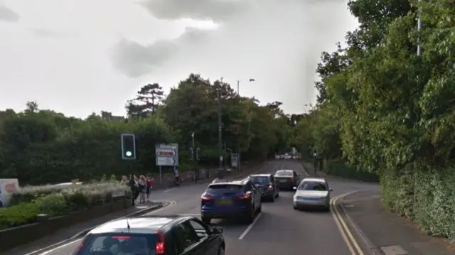 Tettenhall Road and Henwood Road crossroads