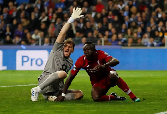 Porto goalkeeper Iker Casillas appeals