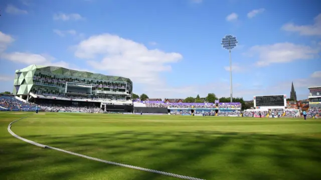 Emerald Headingley