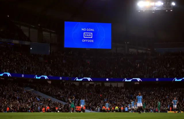 VAR offside goal display