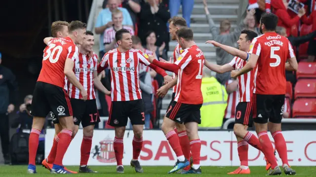 Sunderlandn celebrate