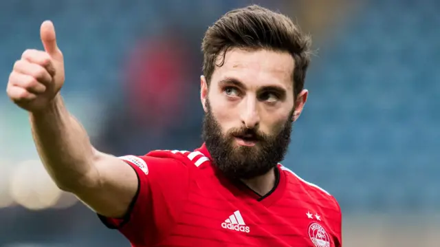 Aberdeen midfielder Graeme Shinnie