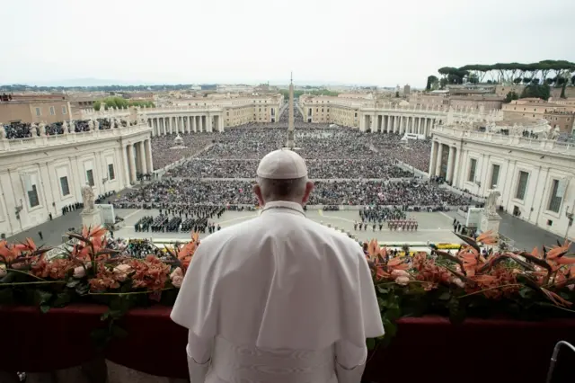 Pope Francis addresses crowds in St Peter's Square at the Vatican (21 April 2019)