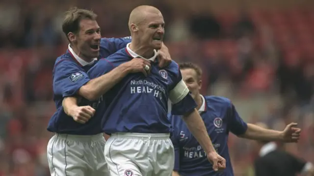 Sean Dyche captains Chesterfield during the 1997 FA Cup semi-final against Middlesbrough at Old Trafford