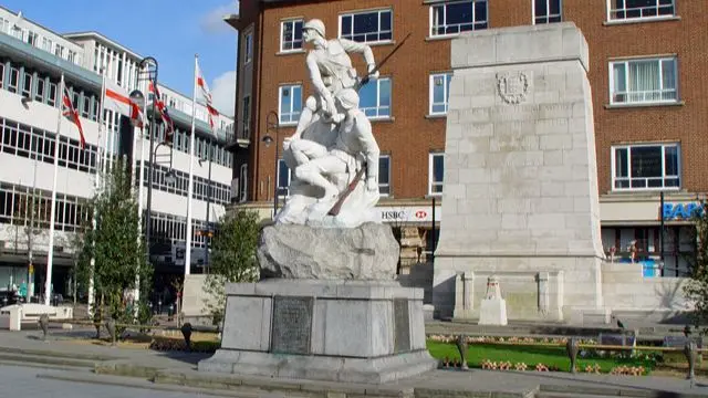 Hull cenotaph