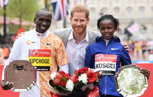 Prince Harry with the 2019 London Marathon winners