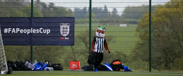 Fox mascot at FA People's Cup