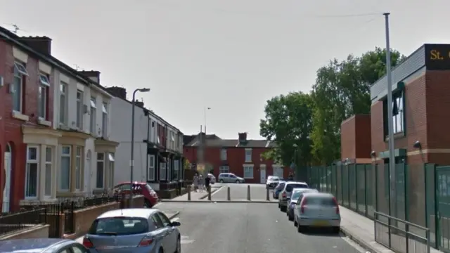 Montague Road, Old Swan