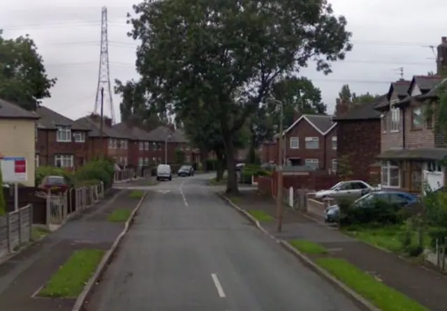 Boundary Road, Irlam