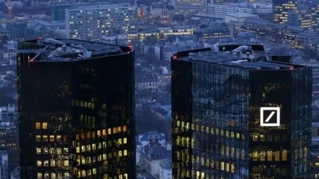 deutsche logo