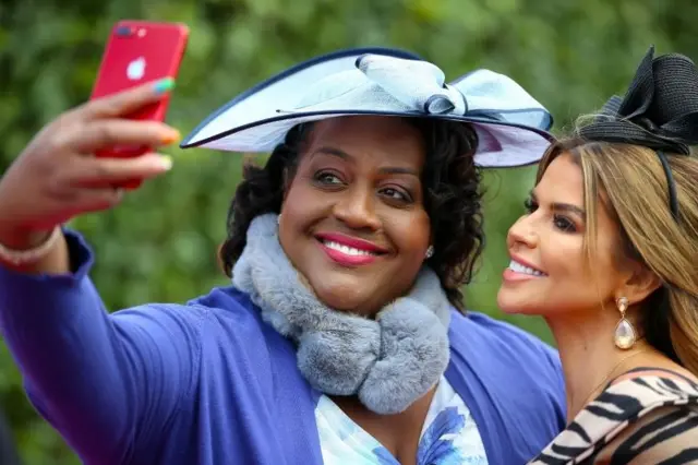 V star Alison Hammond takes a selfie with The Real Housewives of Cheshire's Tanya Bardsley