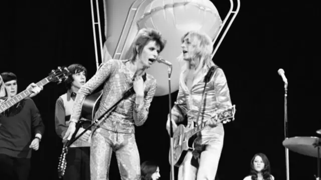 David Bowie and Mick Ronson