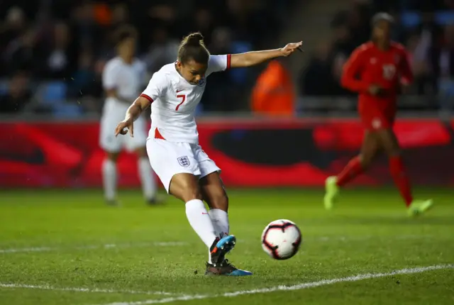 Nikita Parris shoots
