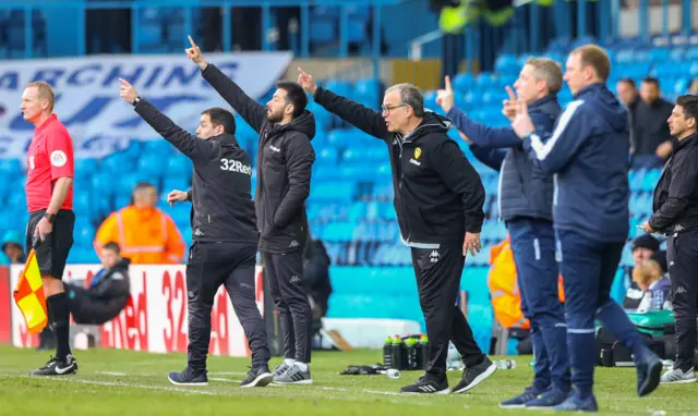 Marcelo Bielsa points