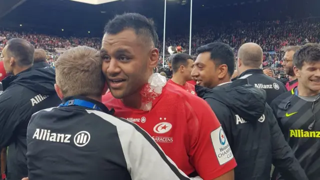 Billy Vunipola gets a hug