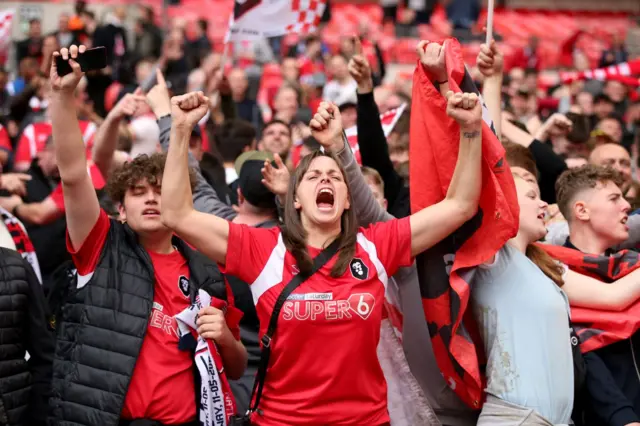 Salford fans