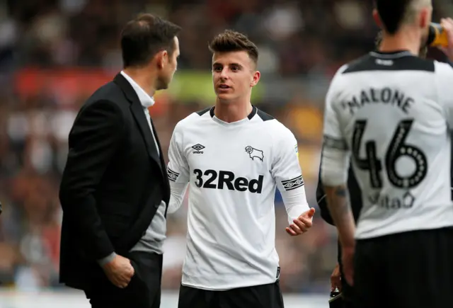 Derby County players speak to Frank Lampard