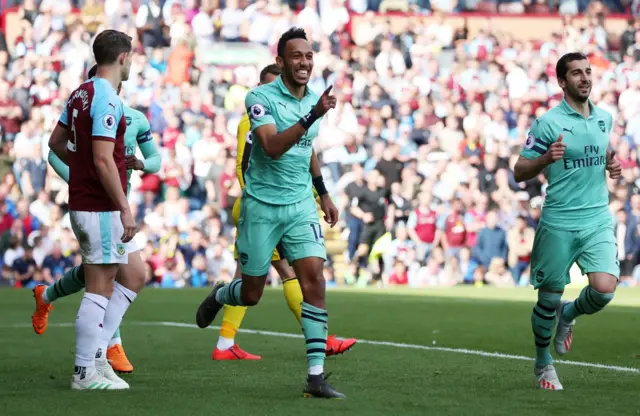 Pierre-Emerick Aubameyang celebrates