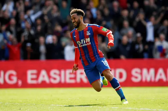 Andros Townsend celebrates