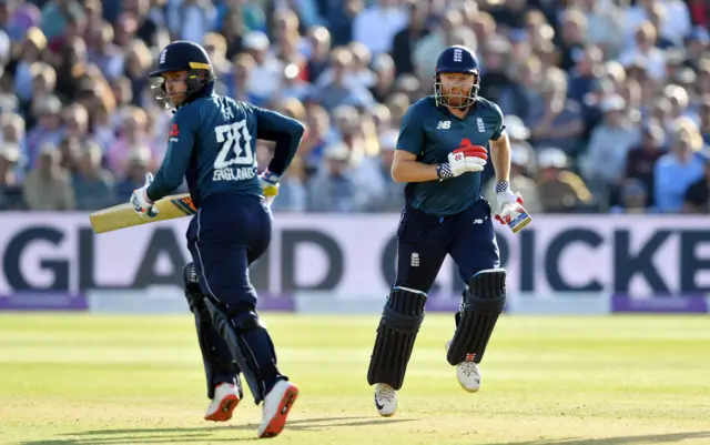 Jonny Bairstow of England (r) and Jason Roy of England run between the wickets