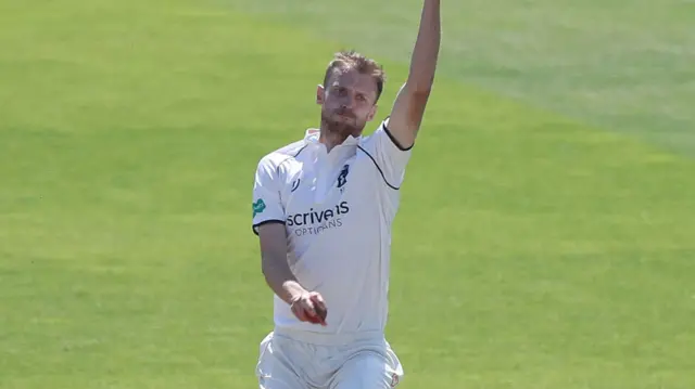 Warwickshire"s Oliver Hannon-Dalby bowling in the match