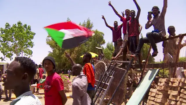 Protesters on baricades