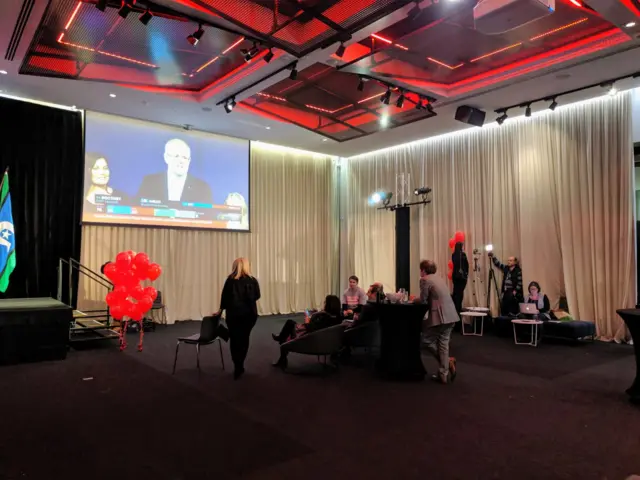 Labor volunteers at HQ in Melbourne