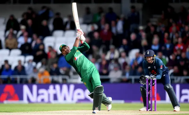 Sarfaraz Ahmed of Pakistan bats