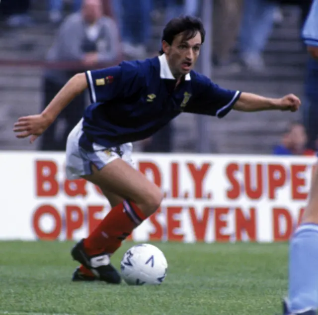 Pat Nevin in action for Scotland