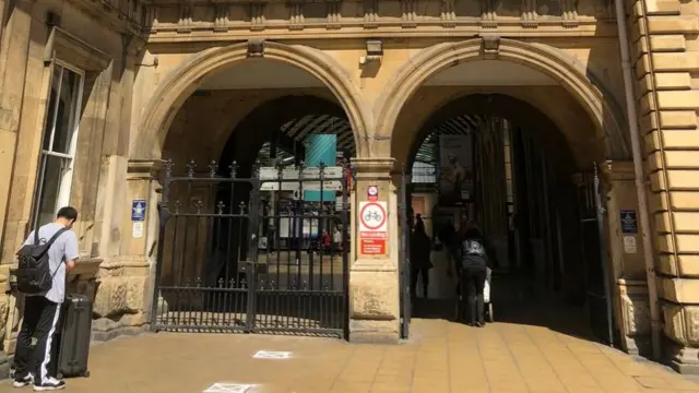 The Anlaby Road entrance to Hull Paragon Station