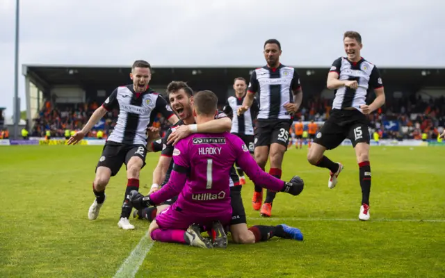 St Mirren players celebrate