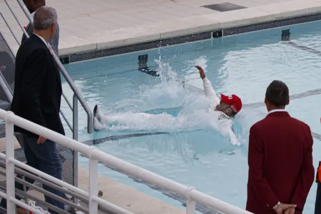 Lewis Hamilton in the pool