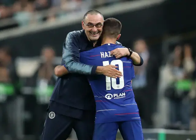 Maurizio Sarri hugs Eden Hazard